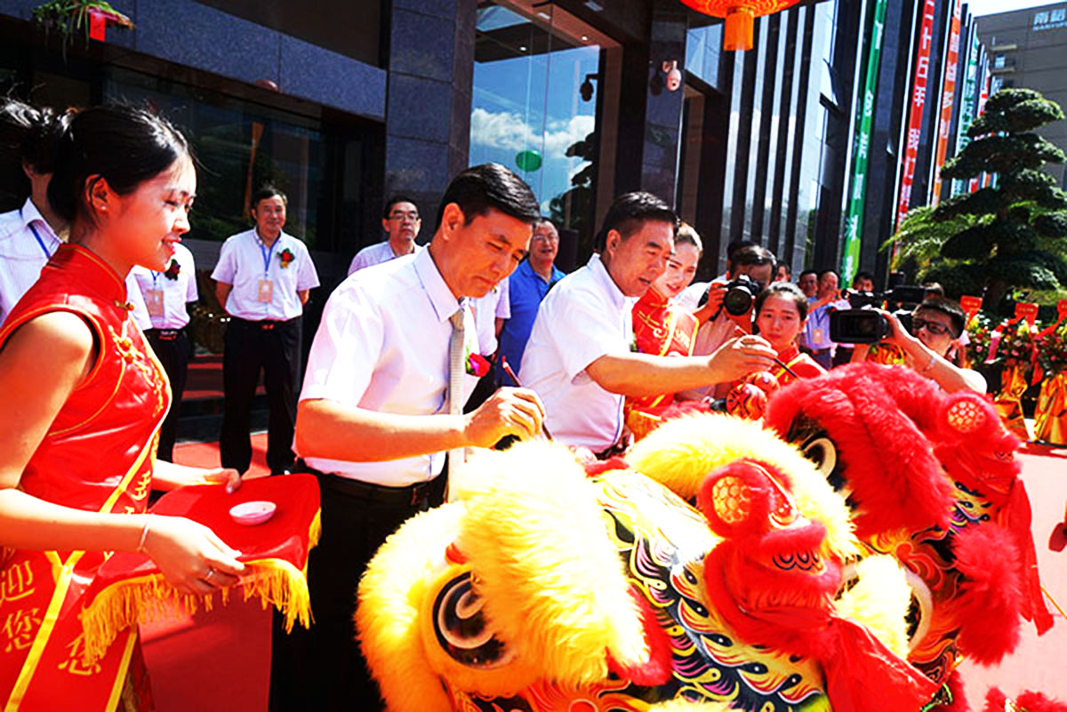 �V����ɻ�Ӳ߄���˾