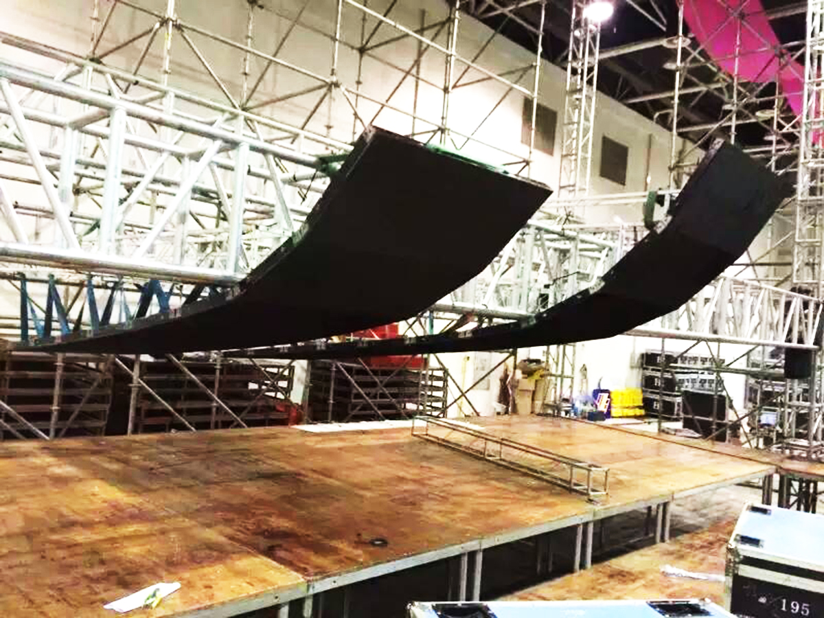 中山慶典活動策劃公司提供的壹加壹周年慶年會頒獎盛典案例1